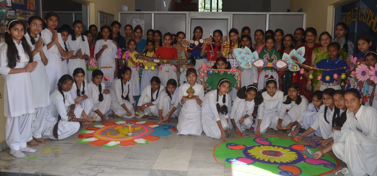 Decorate diyas, make rangoli, plunder a lot