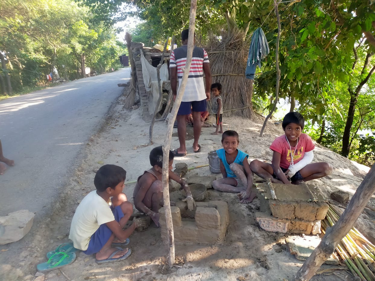 Tied but under the tarpaulin, the flood victims will celebrate Diwali