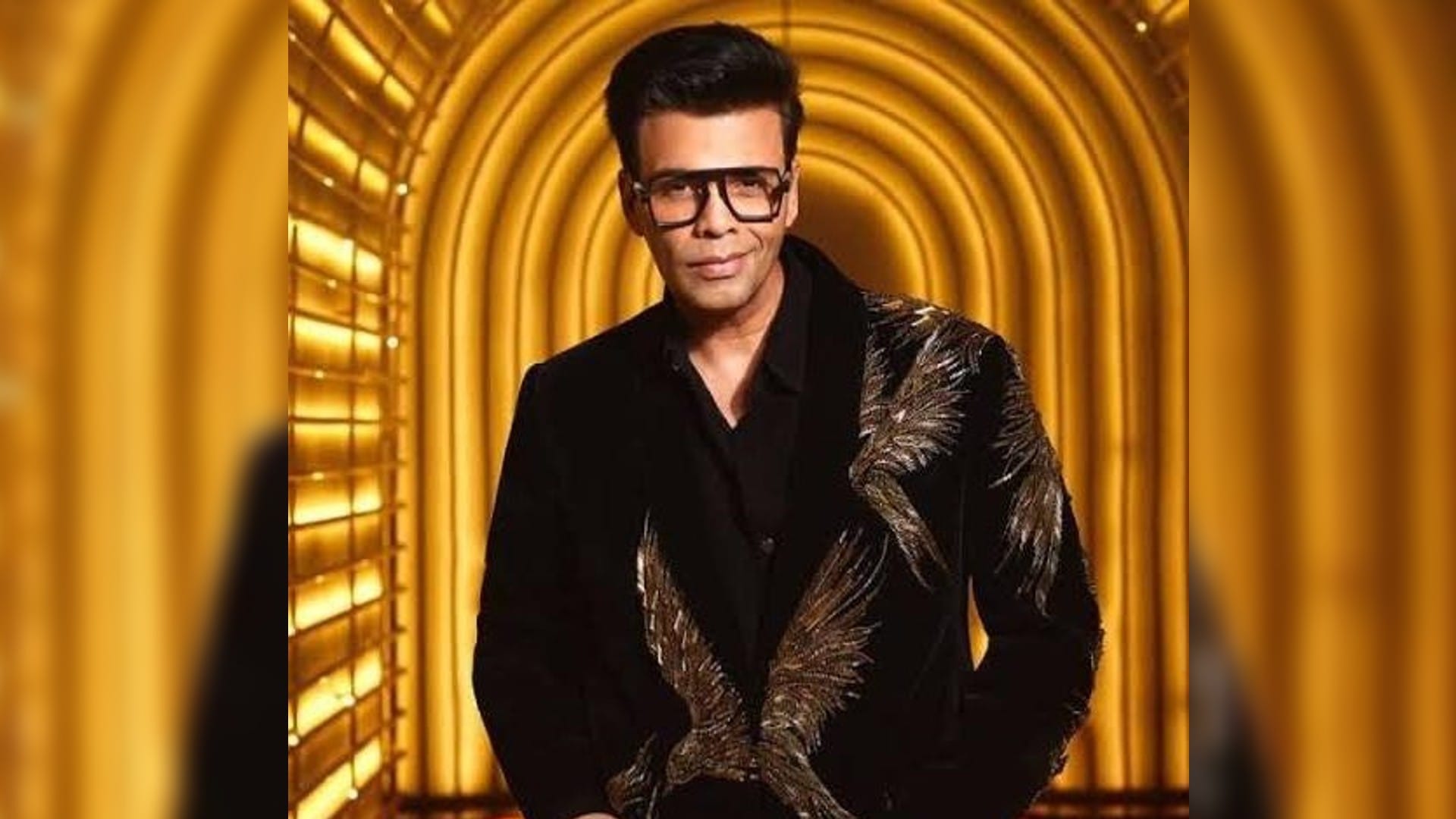 karan johar started his career as a costume designer for shahrukh khan film dilwale dulhania le jayenge