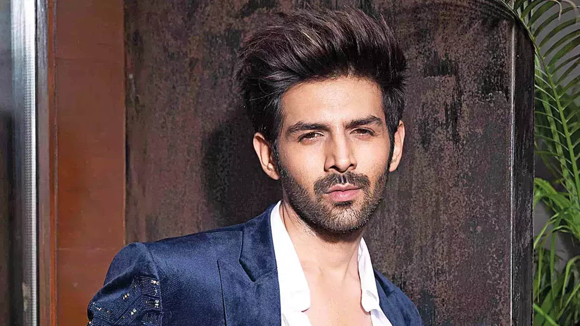 Hera Pheri 3 Movie Big Update Kartik Aaryan will not Play Akshay Kumar Raju Role in Movie Reports says