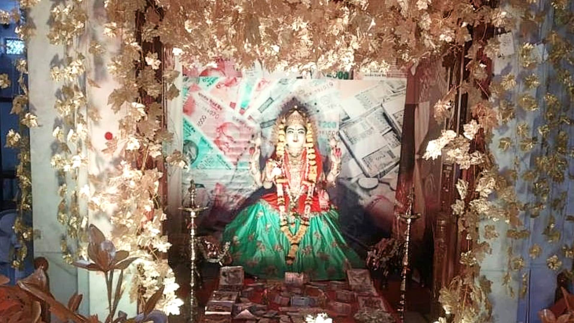 Diwali 2022 Visit These Famous Lakshmi Mata Temple in India Know Details in Hindi
