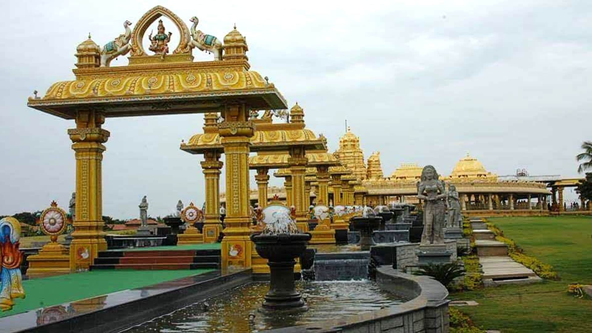 Diwali 2022 Visit These Famous Lakshmi Mata Temple in India Know Details in Hindi