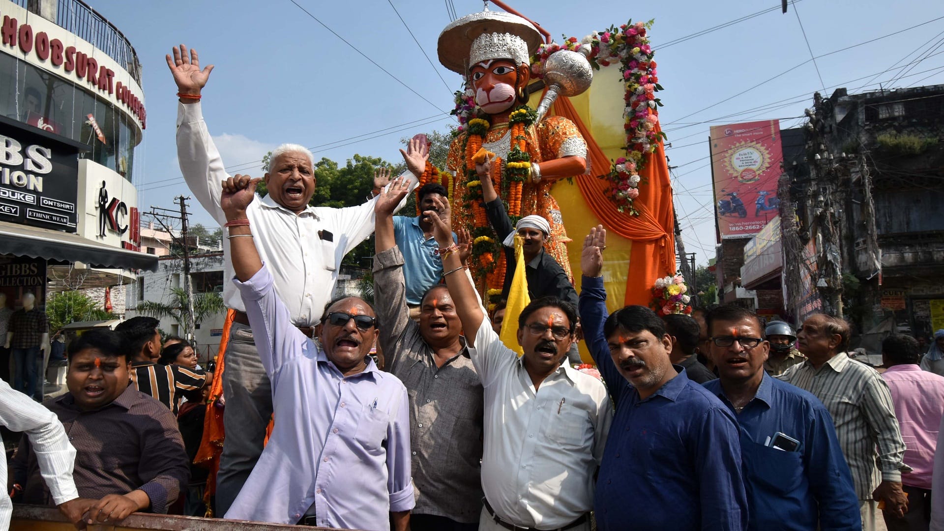 Jayanti: Bajrangbali devotees gathered at the big Hanuman temple