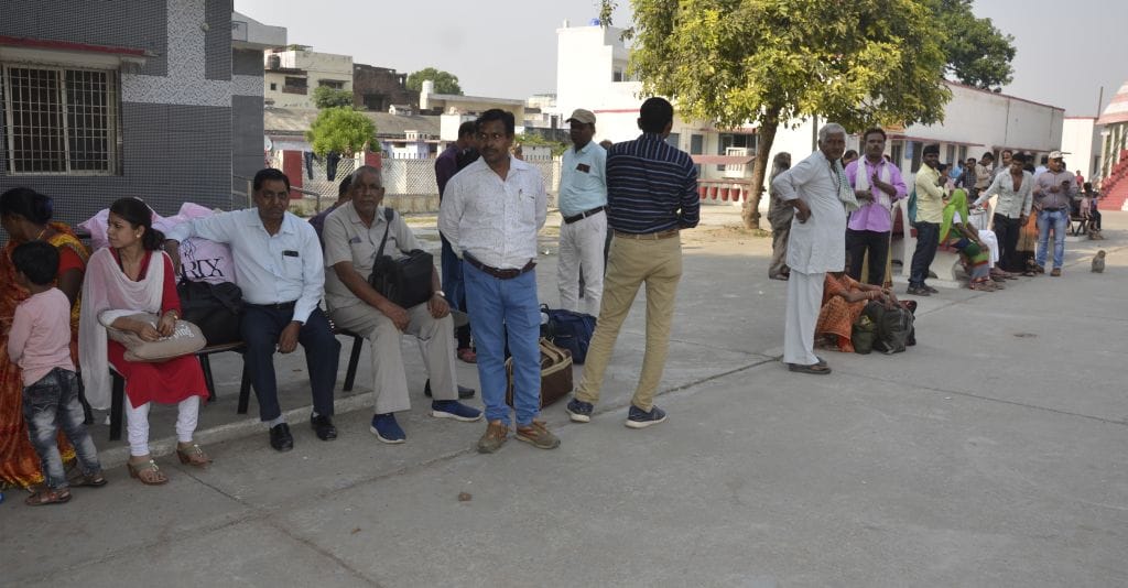 People are not getting seats in roadways buses on Diwali in Badaun
