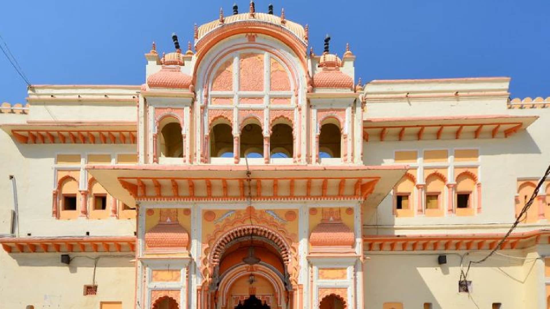 Diwali 2022 Diwali in famous temples of Madhya Pradesh Deepotsav starts from here in the country read more