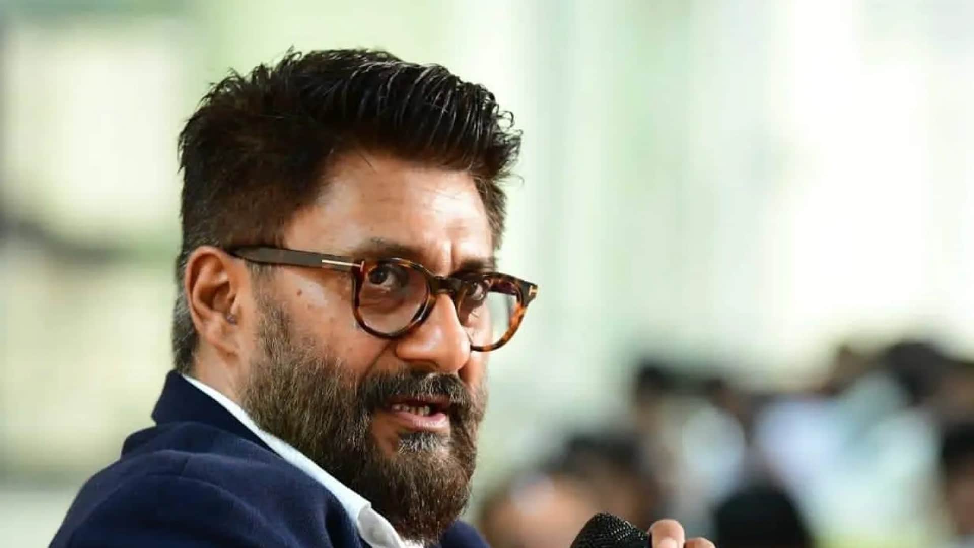 Sudhir Mishra on his podcast with The Kashmir Files director Vivek Agnihotri says he will stand with him