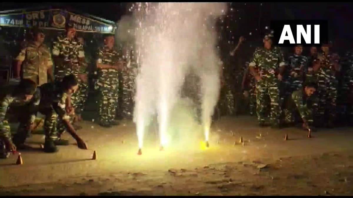 Diwali 2022 celebrations across the country see pictures