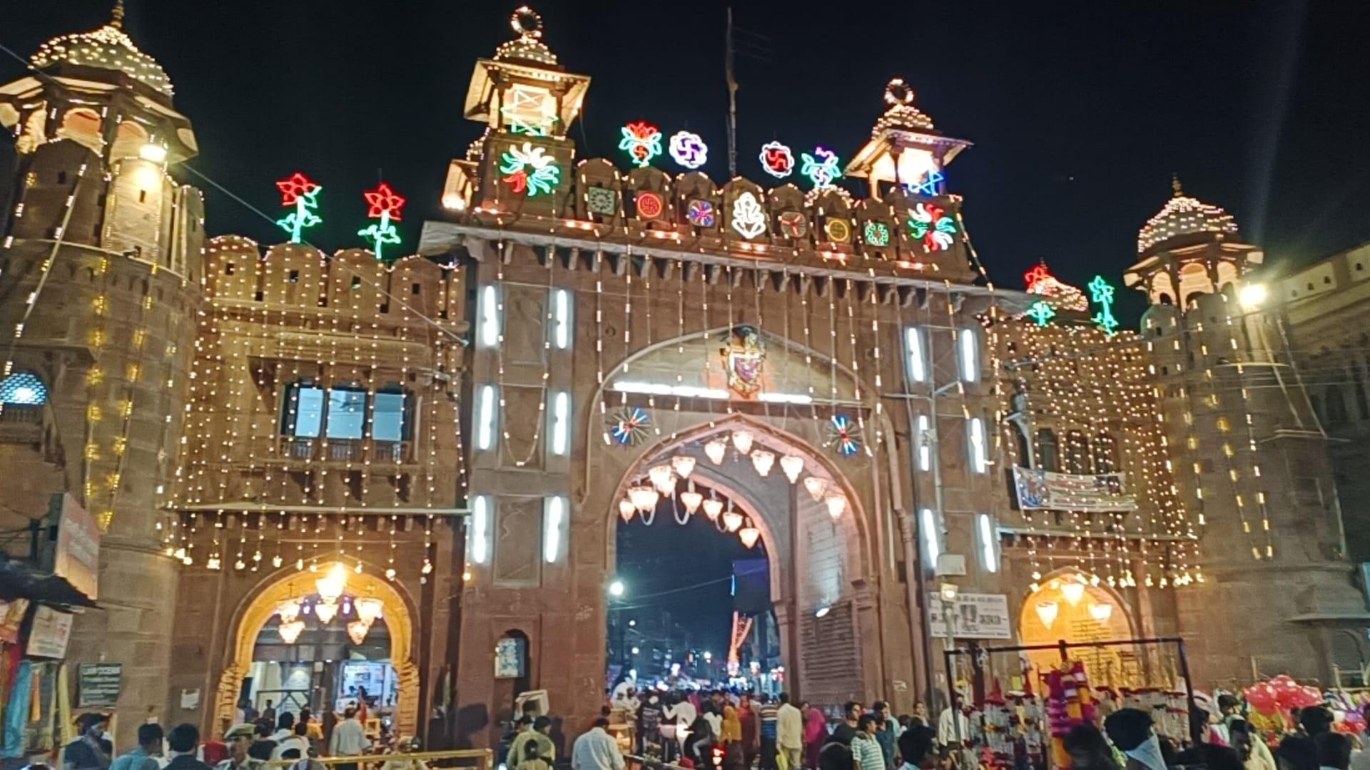 Diwali 2022 in Jaipur Attractive lighting on the theme of gods