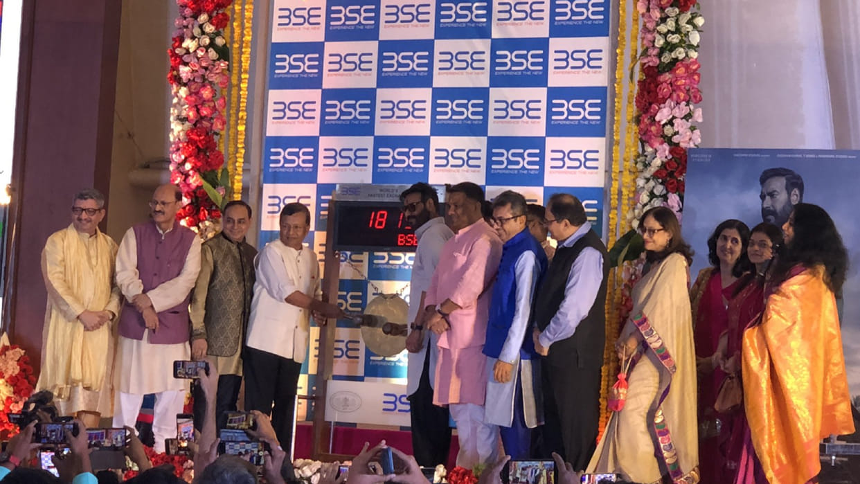 Samvat 2079 got off to a great start, Sensex jumped 525 points, Nifty crossed 17700