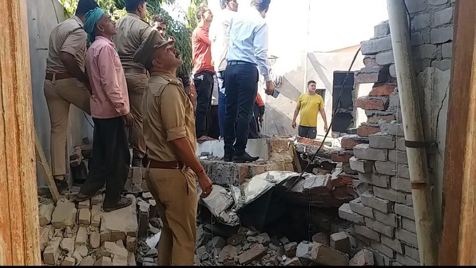 house collapsed due to cylinder explosion youth death condition of three women critical