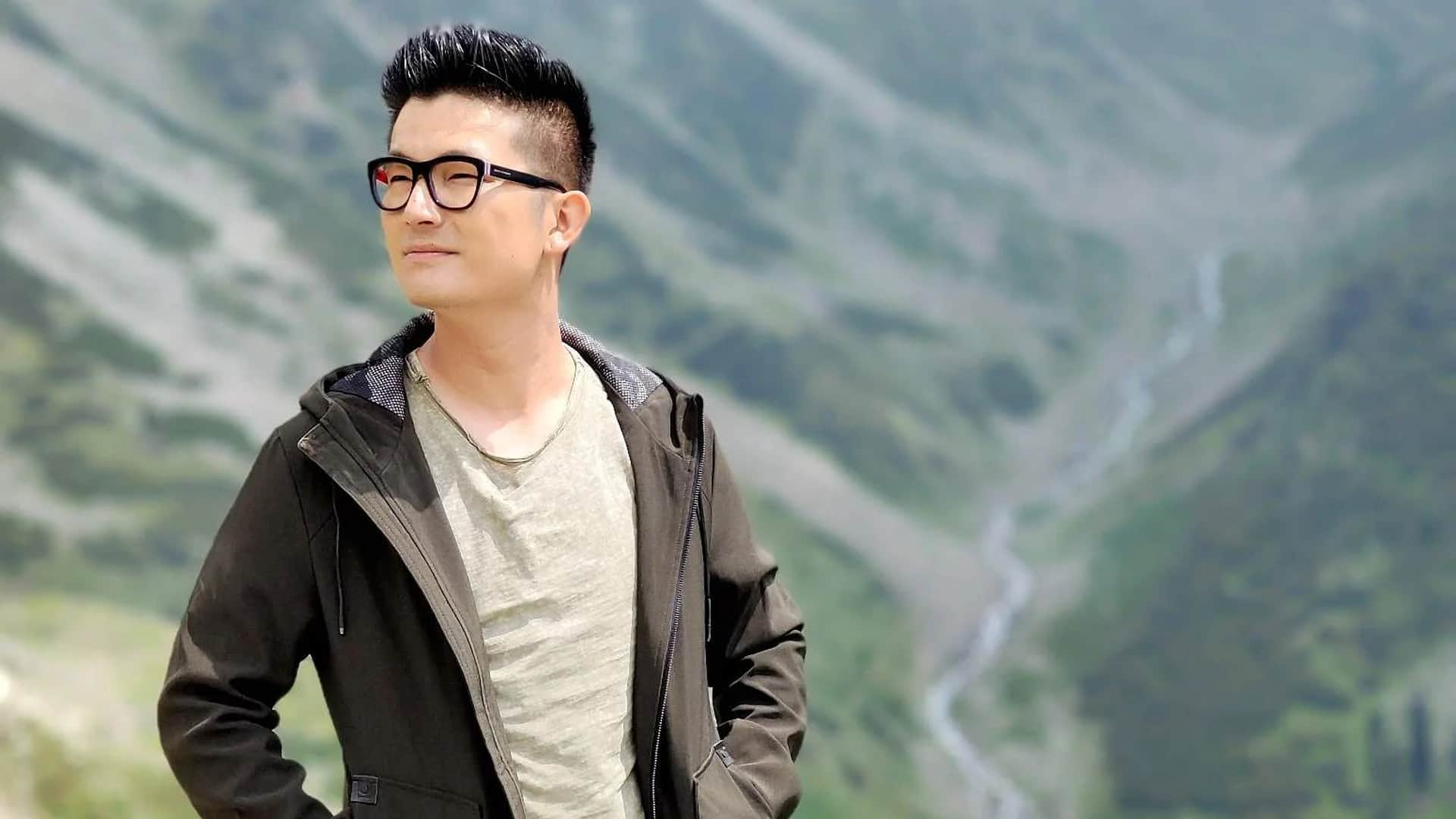 These Bollywood Stars Who Left Medical Profession And Get Careers in Acting From Meiyang Chang to Vineet singh