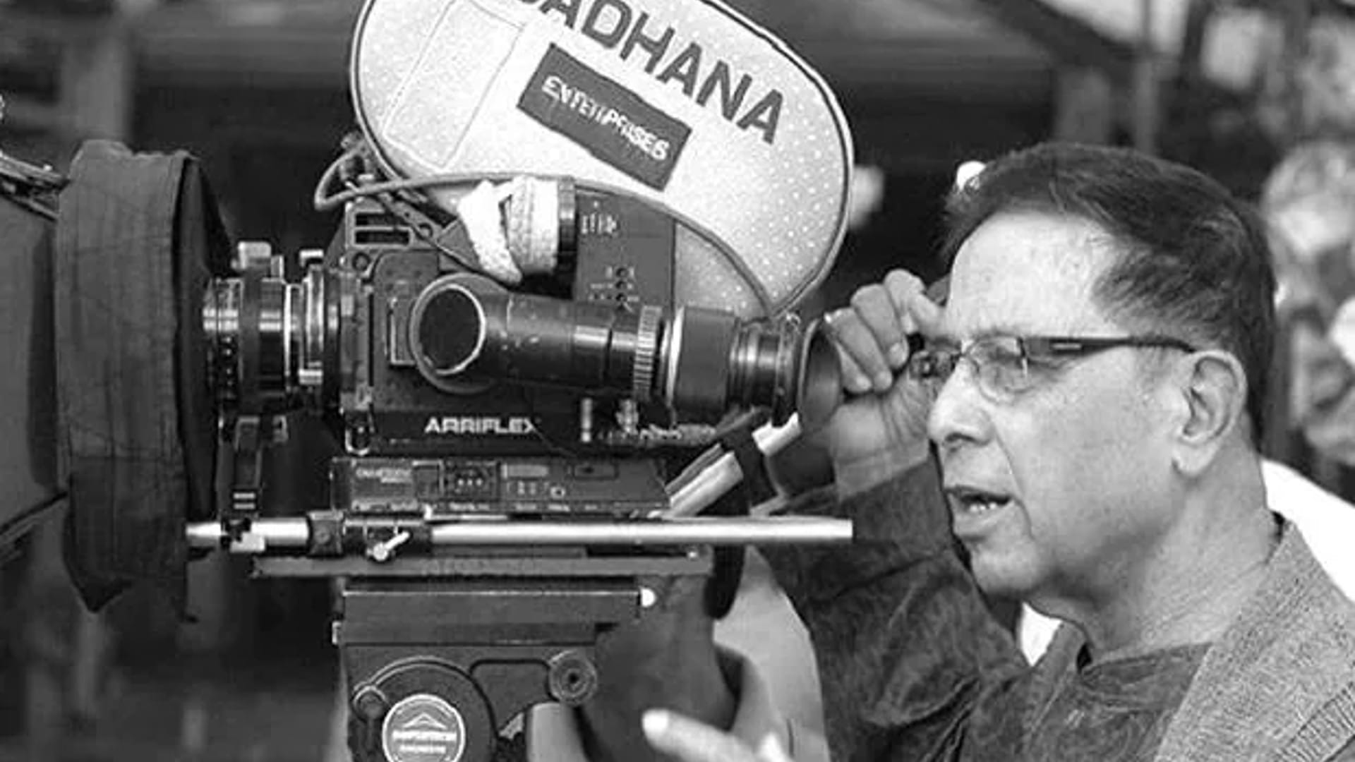 National Award winner  Pinaki Chaudhuri passed away Director was Suffering from Cancer