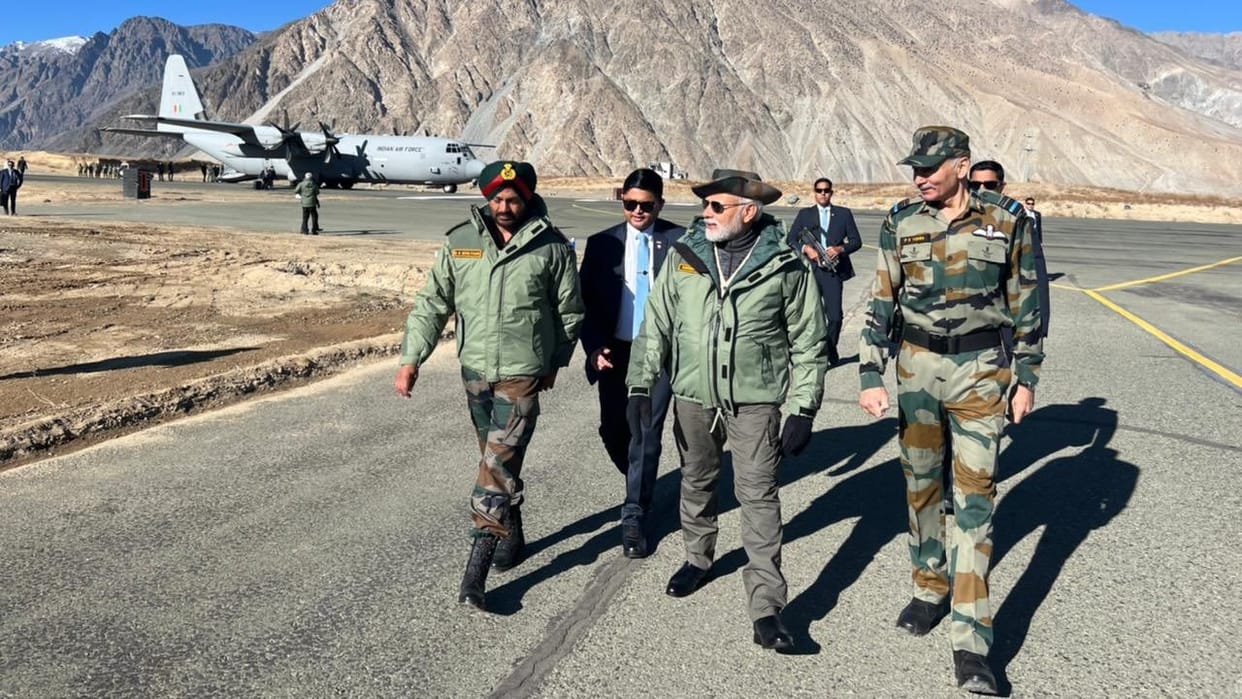 pm modi in kargil diwali 2022 This time too PM Modi celebrate Diwali with soldiers
