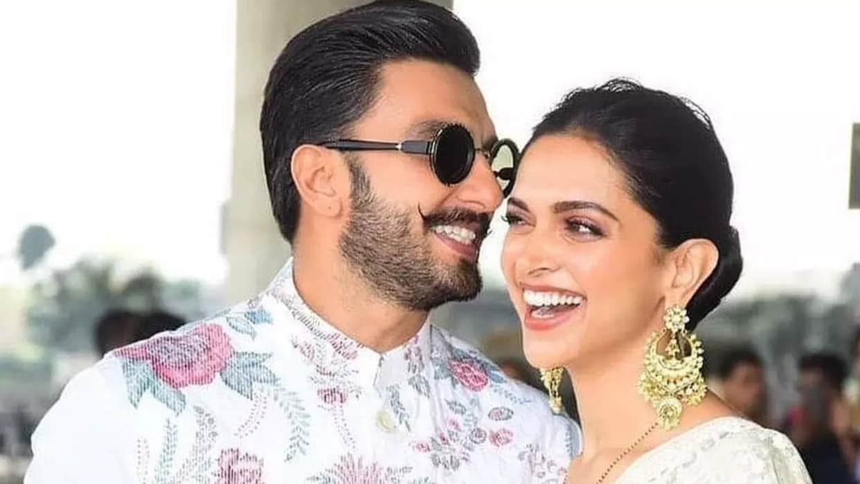 Deepika padukone  and ranveer singh going become parents know deepveer love story here