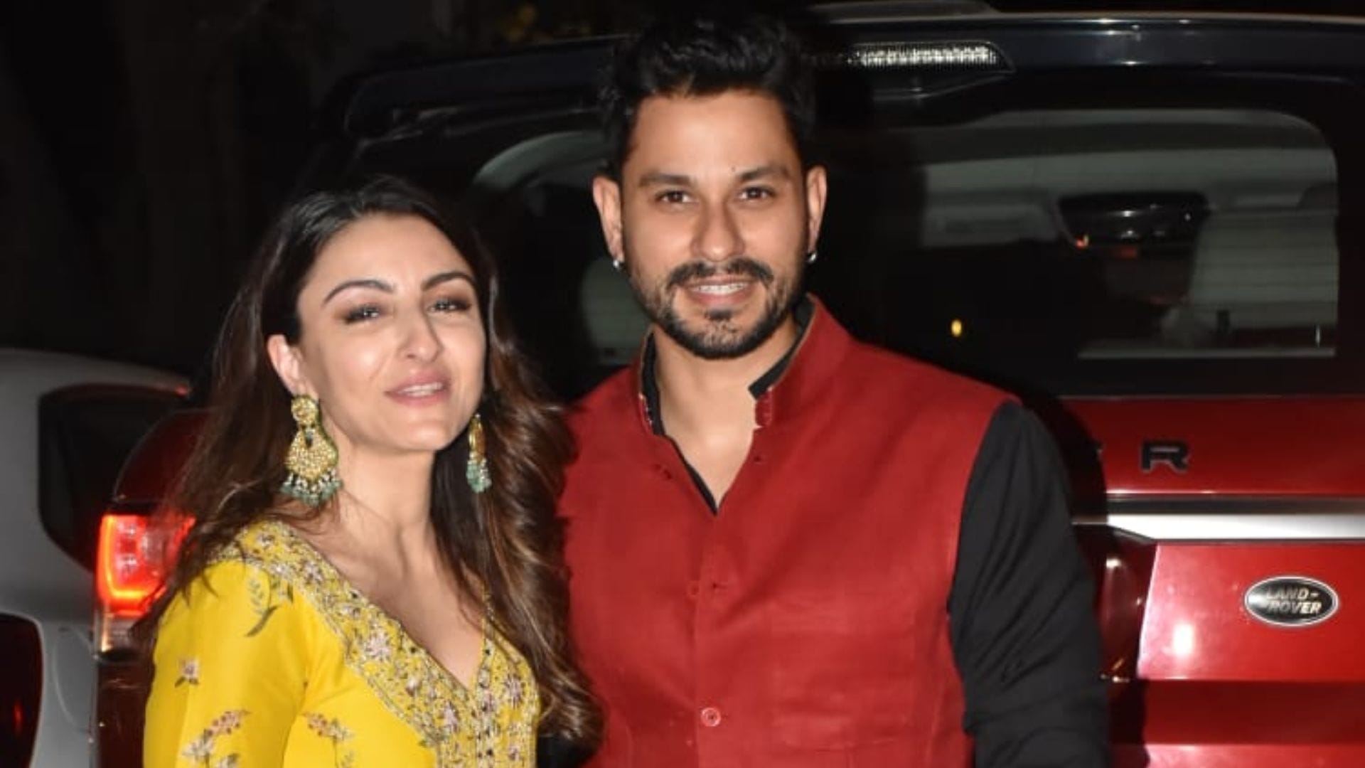 kareena kapoor diwali party 2022 karishma randhir soha ali neetu kapoor and babita spotted see photos
