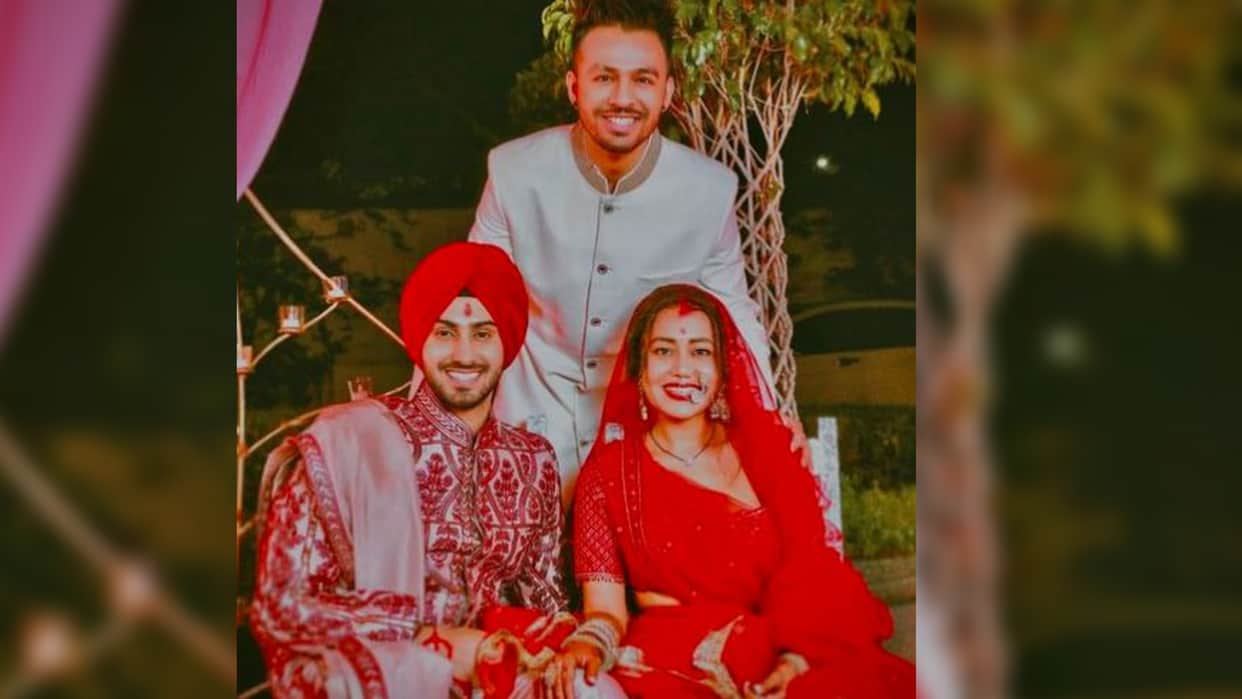 Neha Kakkar Rohanpreet singh wedding anniversary Tony Kakkar wishes the couple shared photo