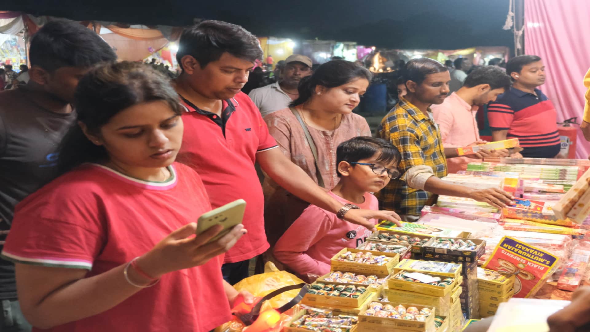 Dhanteras 2022 market swings on second day in auspicious time