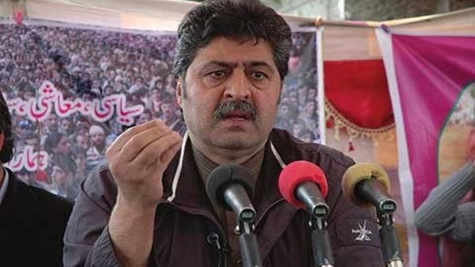 kashmir Hurriyat leader Bilal Gani Lone likely to join mainstream politics soon