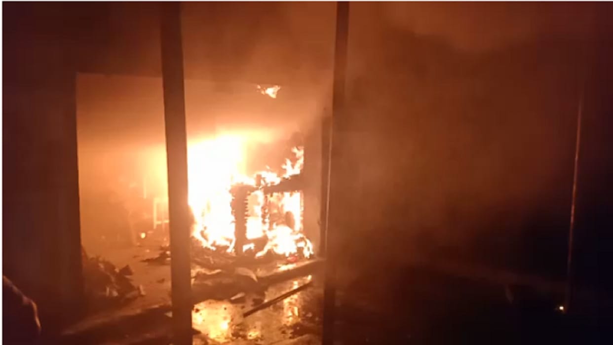 20 houses gutted in fire in Kishtwar district of Jammu and Kashmir