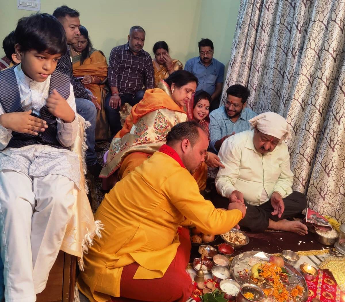 Deepotsav celebrated with great pomp, fireworks