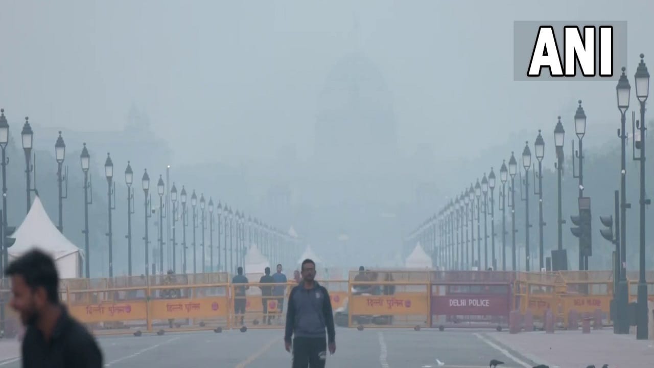 Pollution is increasing day by day in Delhi NCR Know Delhi s AQI