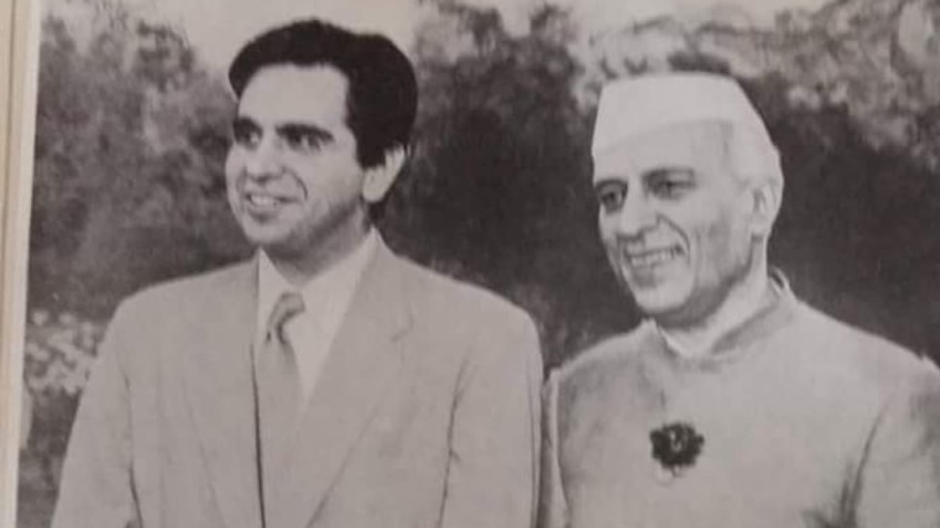 Bollywood Gossips when Dilip Kumar Film Ganga Jamuna got released because of Jawaharlal Nehru Intervention