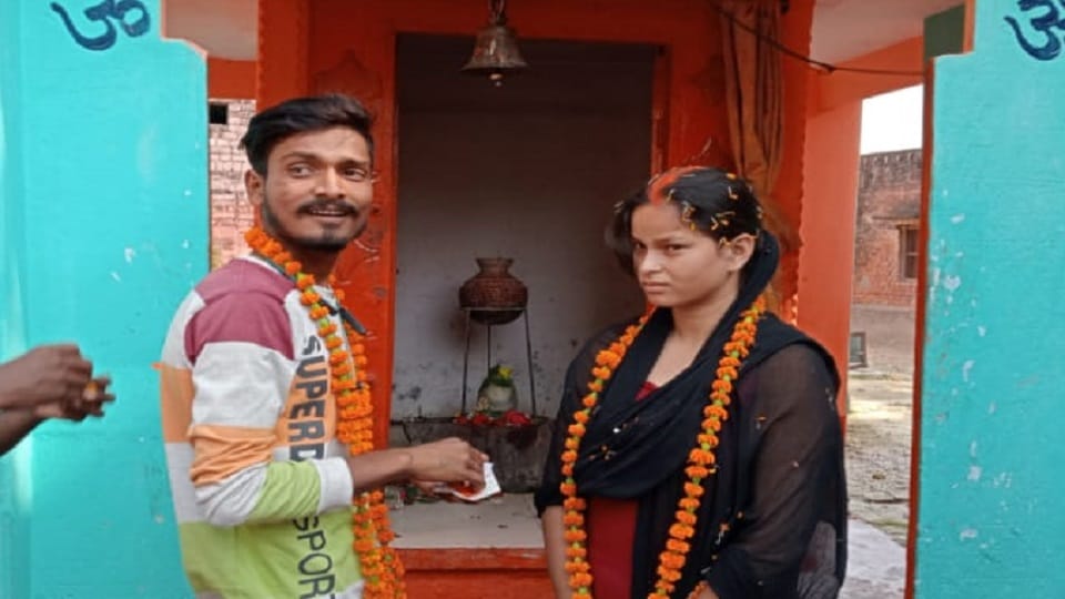 Girlfriend reached the police station and requested to marry her lover