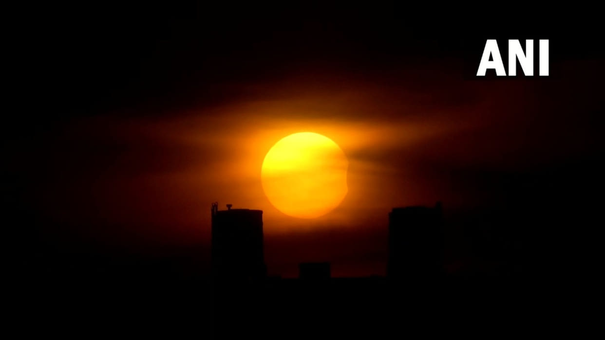 Partial Solar Eclipse seen in many countries including India see how it was in 15 pictures