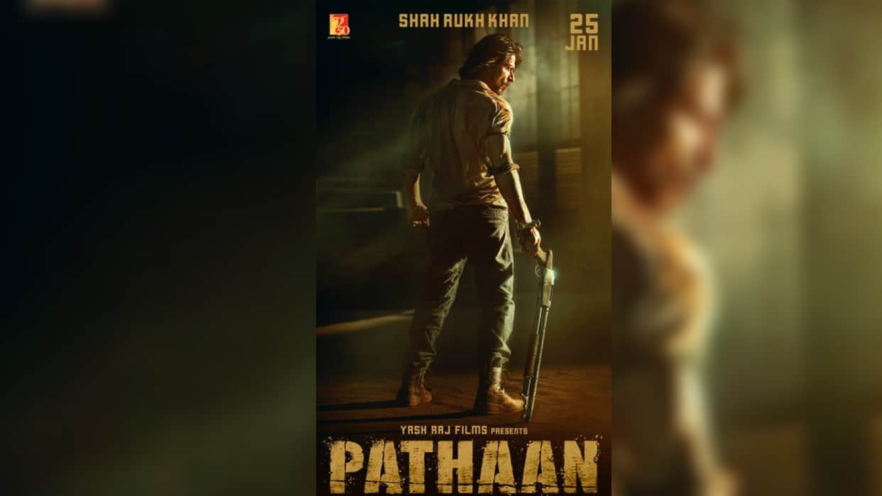 Shah Rukh Khan Fan made Pathaan Teaser trending on social media deepika padukone john abraham
