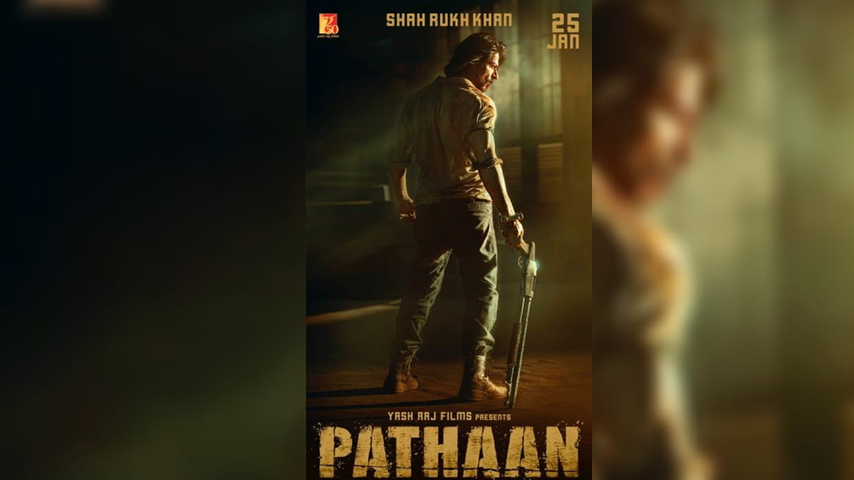 Shah Rukh Khan Fan made Pathaan Teaser trending on social media deepika padukone john abraham