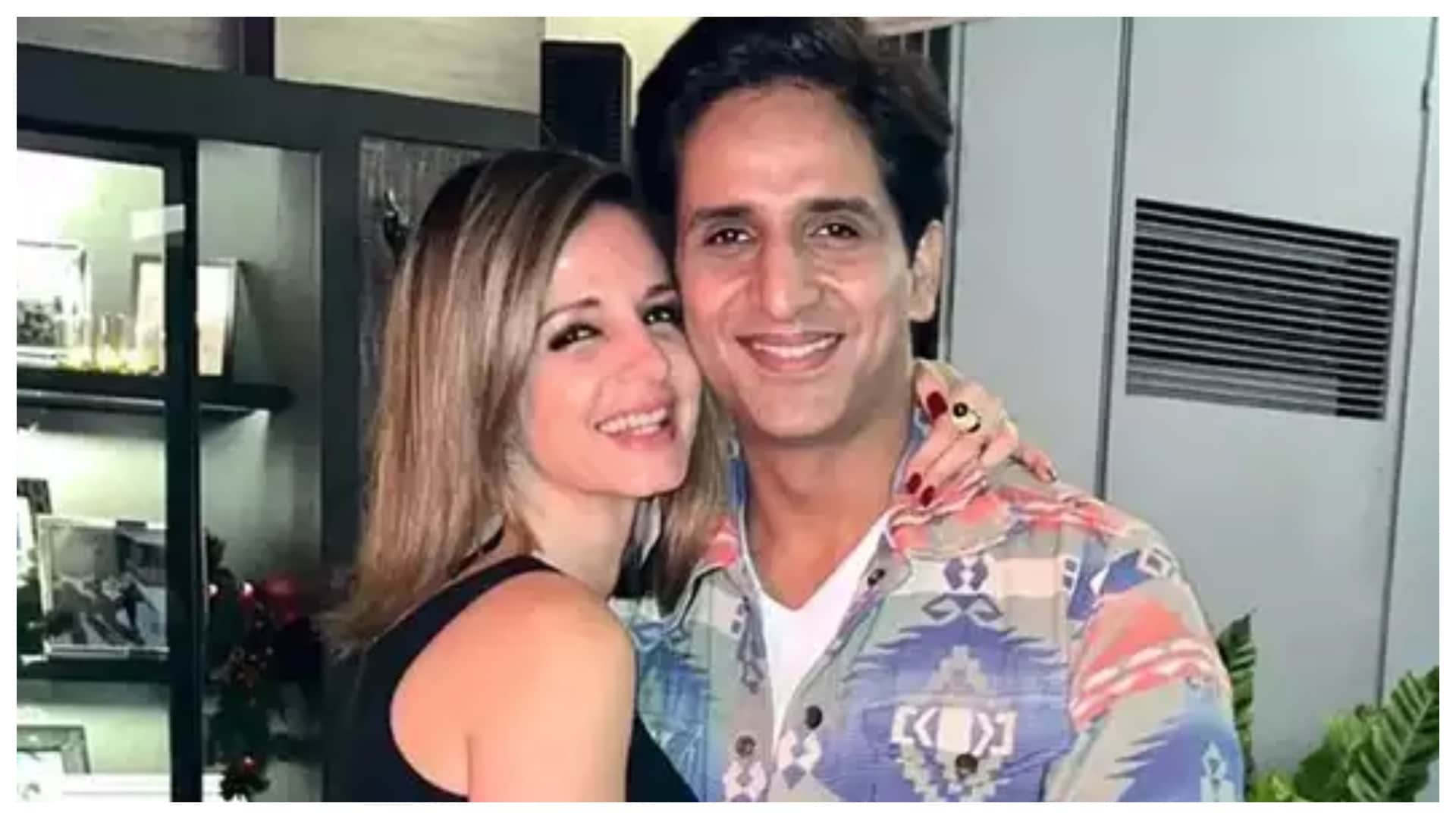 Sussanne Khan Birthday: know about Hrithik Roshan ex wife life family and affair dating with Arslan Goni