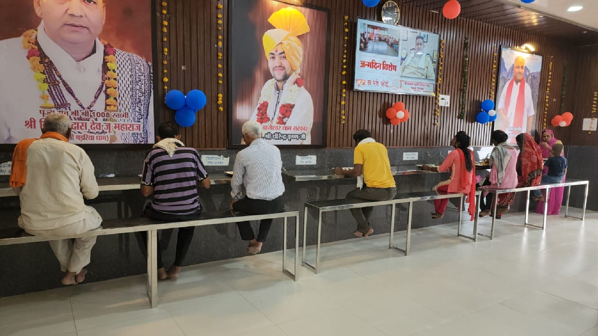 TV and film artist Mahi Soni reached Chhatarpur from Mumbai tasted delicious food in Chacha ki Rasoi
