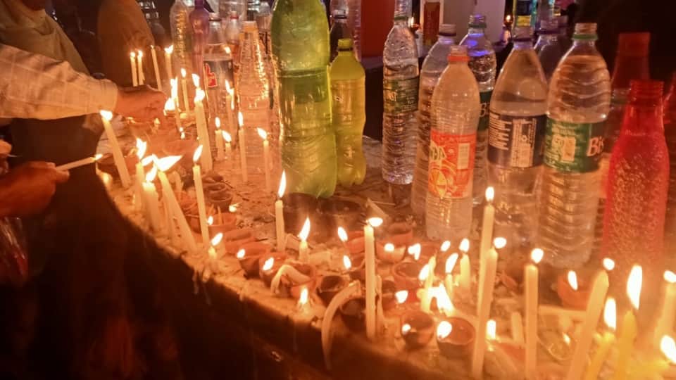 Diwali 2022: Heavy crowd of jairin in Piran Kaliyar for diwali celebration photos