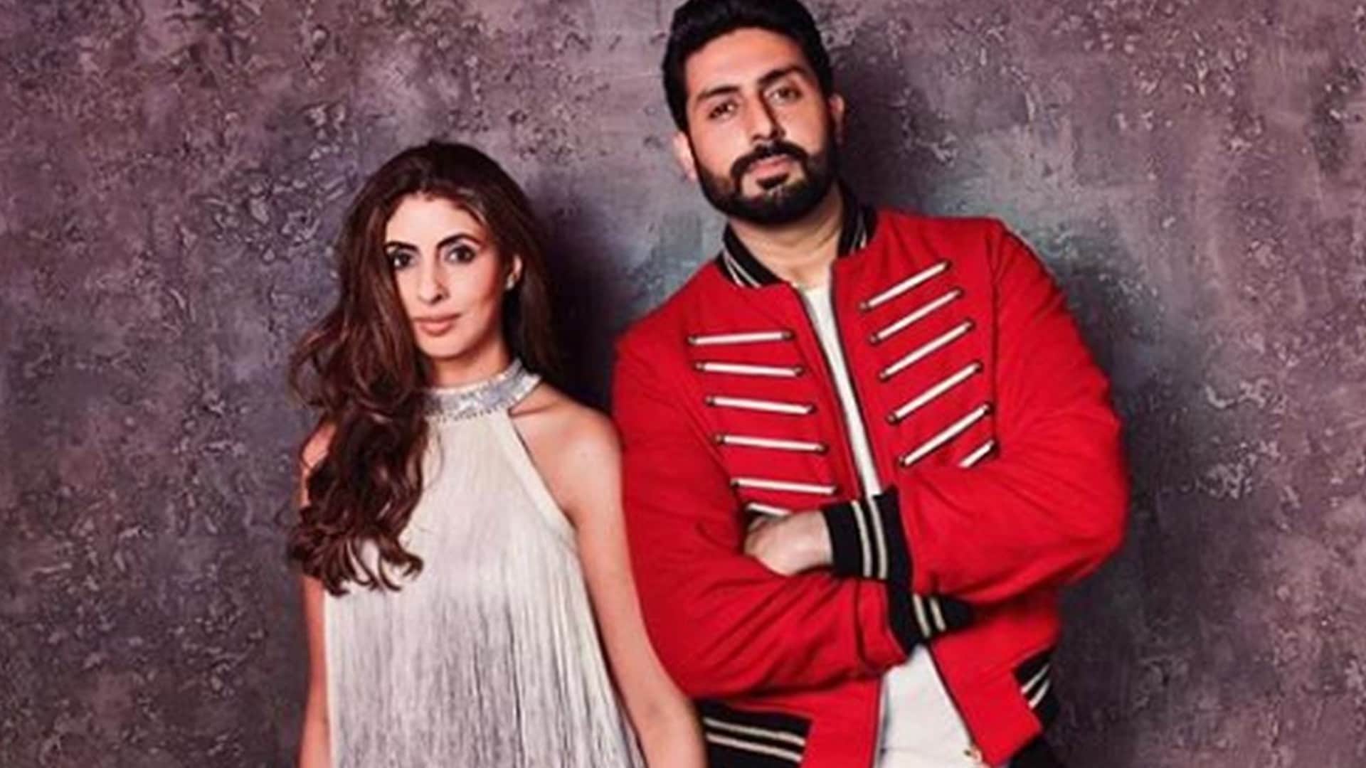 Abhishek Bachchan Stairs at Sister Shweta Bachchan Photo went Viral on Social Media