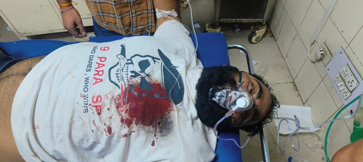 Bikers gang fired on two including former AMU student in Rangbaazi, condition critical