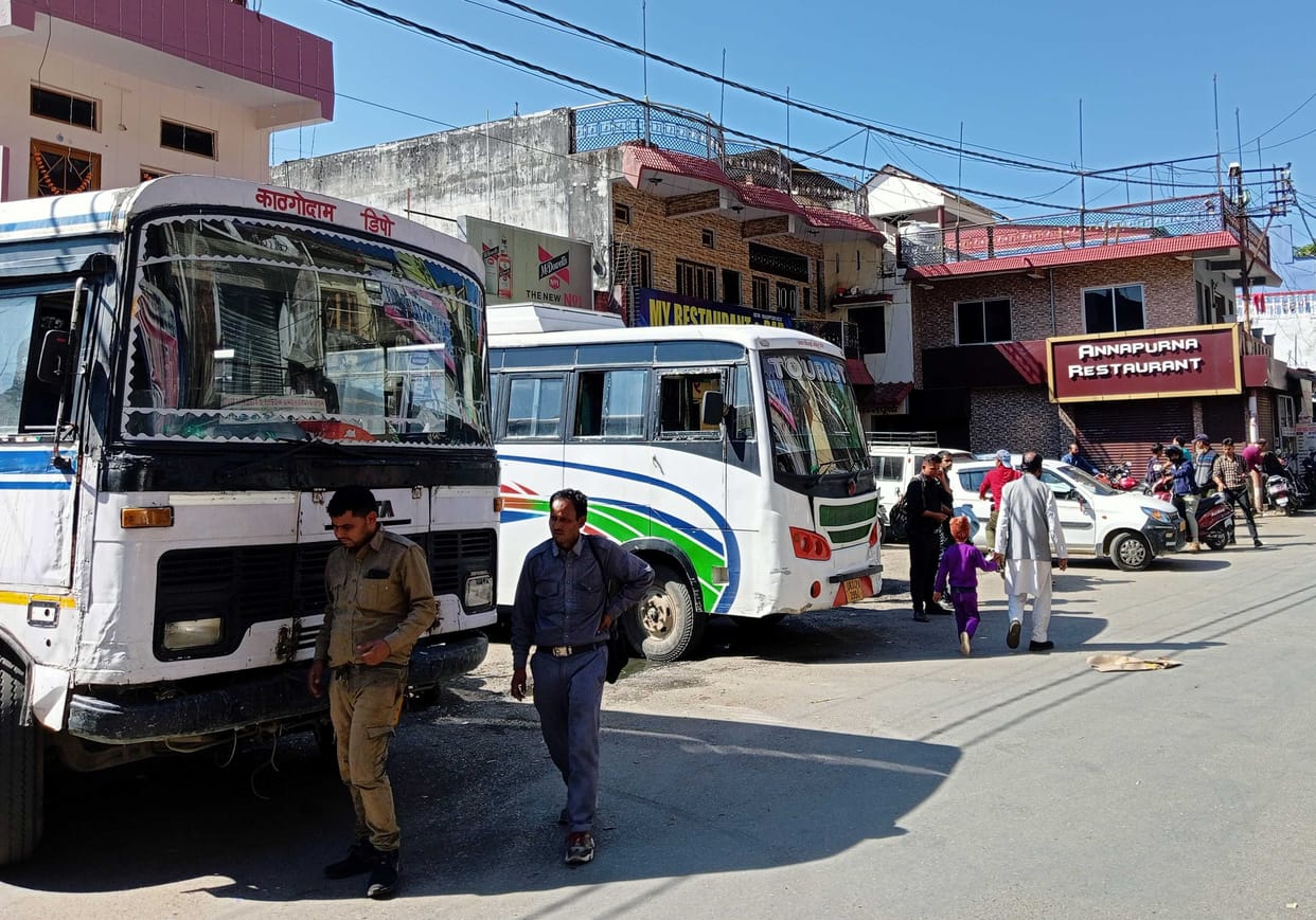 KMOU Bus Services On Track in Bageshwar