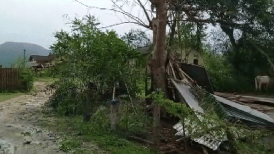 Cyclone Sitrang wreaked havoc all updates more than 1000 people affected in Assam