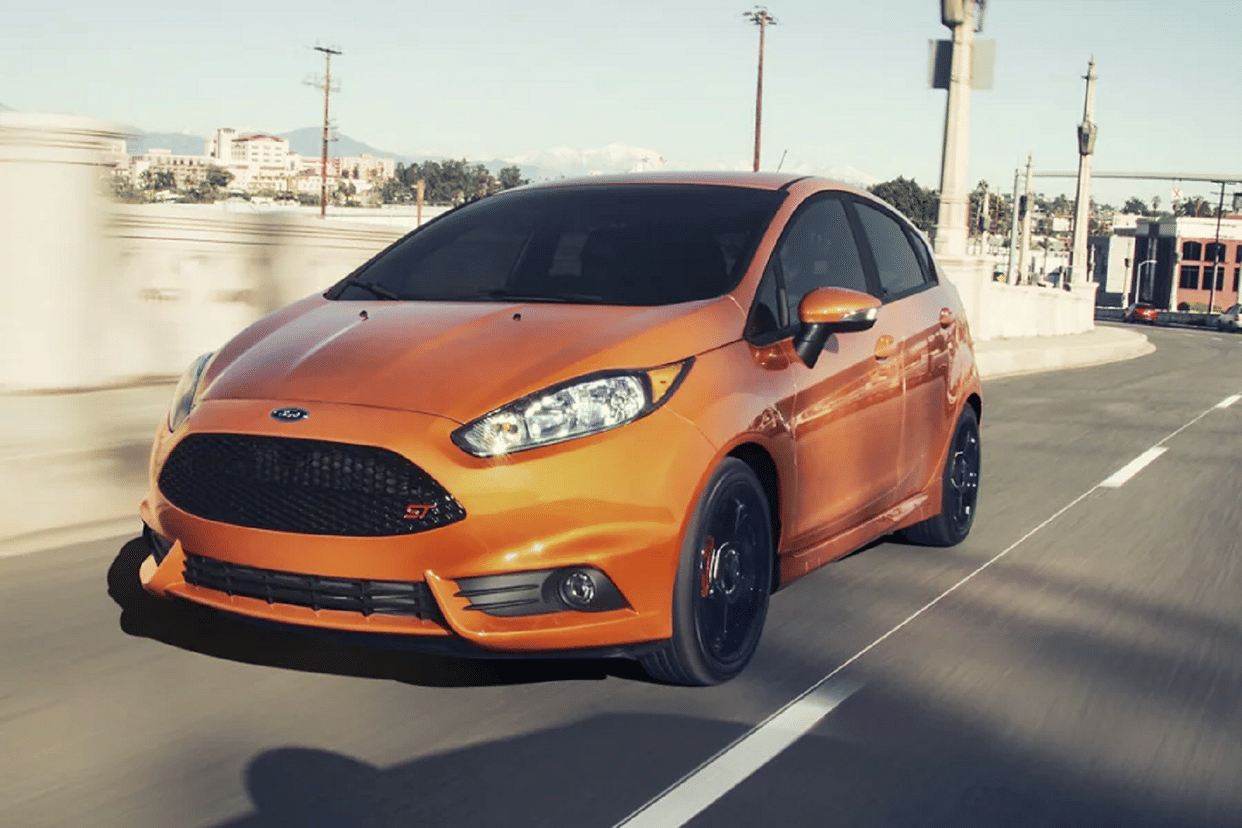Ford Motor Company patents pedestrian safety technology Know Details