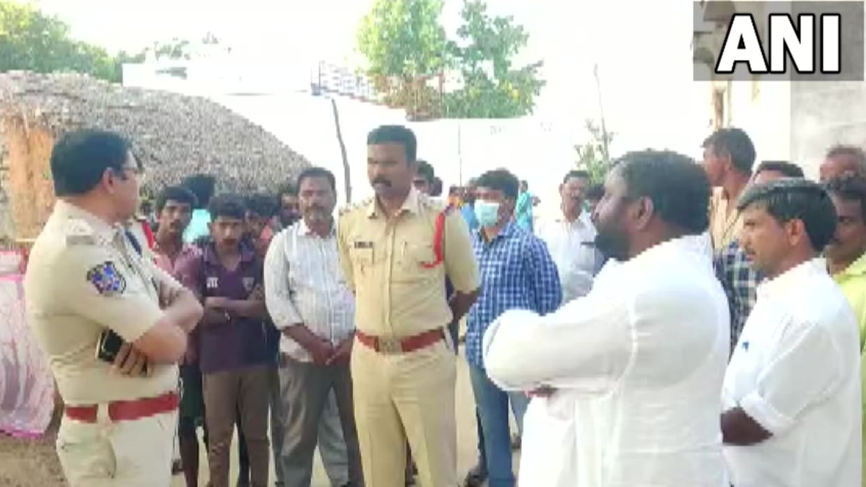 Telangana man in Pathapally village arrested for hacking his 15 year old daughter to death over