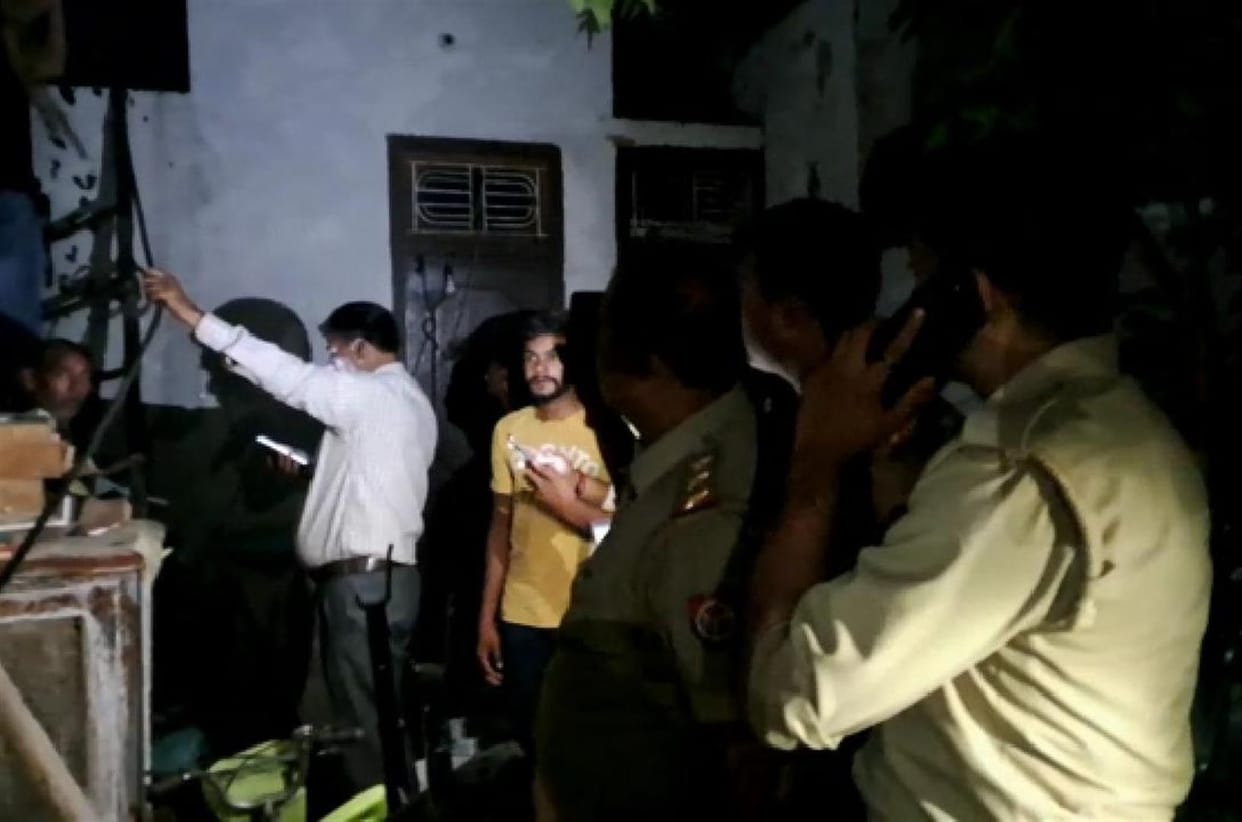 Hathras: Fire breaks out in judicial officer's house