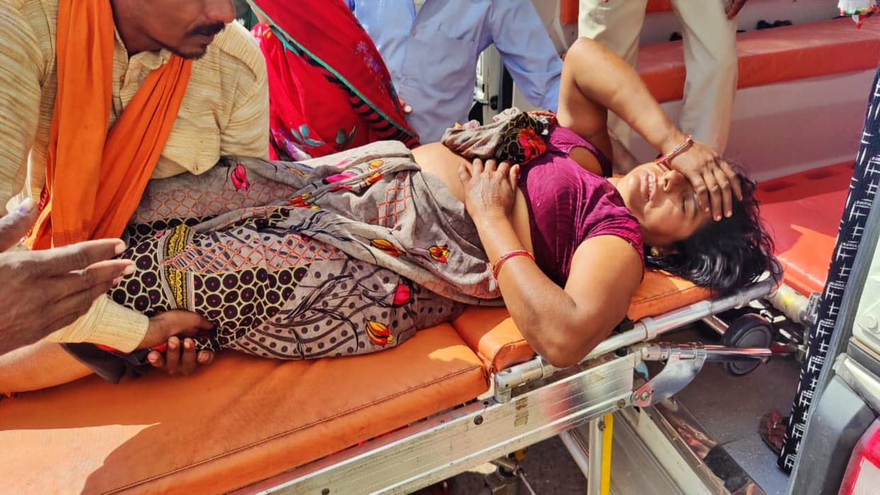 Husband beat up for refusing to drink alcohol Angry wife ate poison in Chhatarpur
