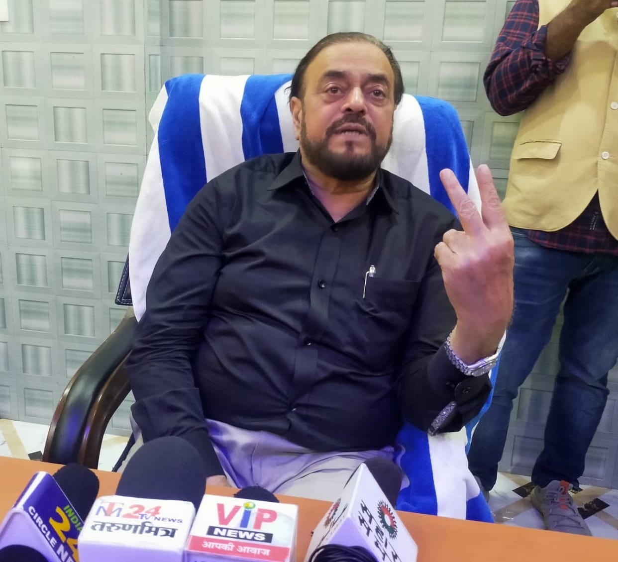 AAP and BJP are two sides of the same coin: Abu Asim Azmi