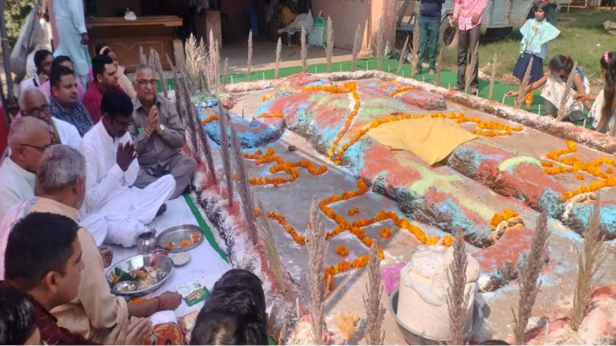 Govardhan Puja 2022: Govardhan Puja Is Being Performed In Western UP Today, See Images