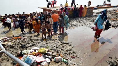 Ganga covered with mud, preparations for worshiping the ghats of Yamuna