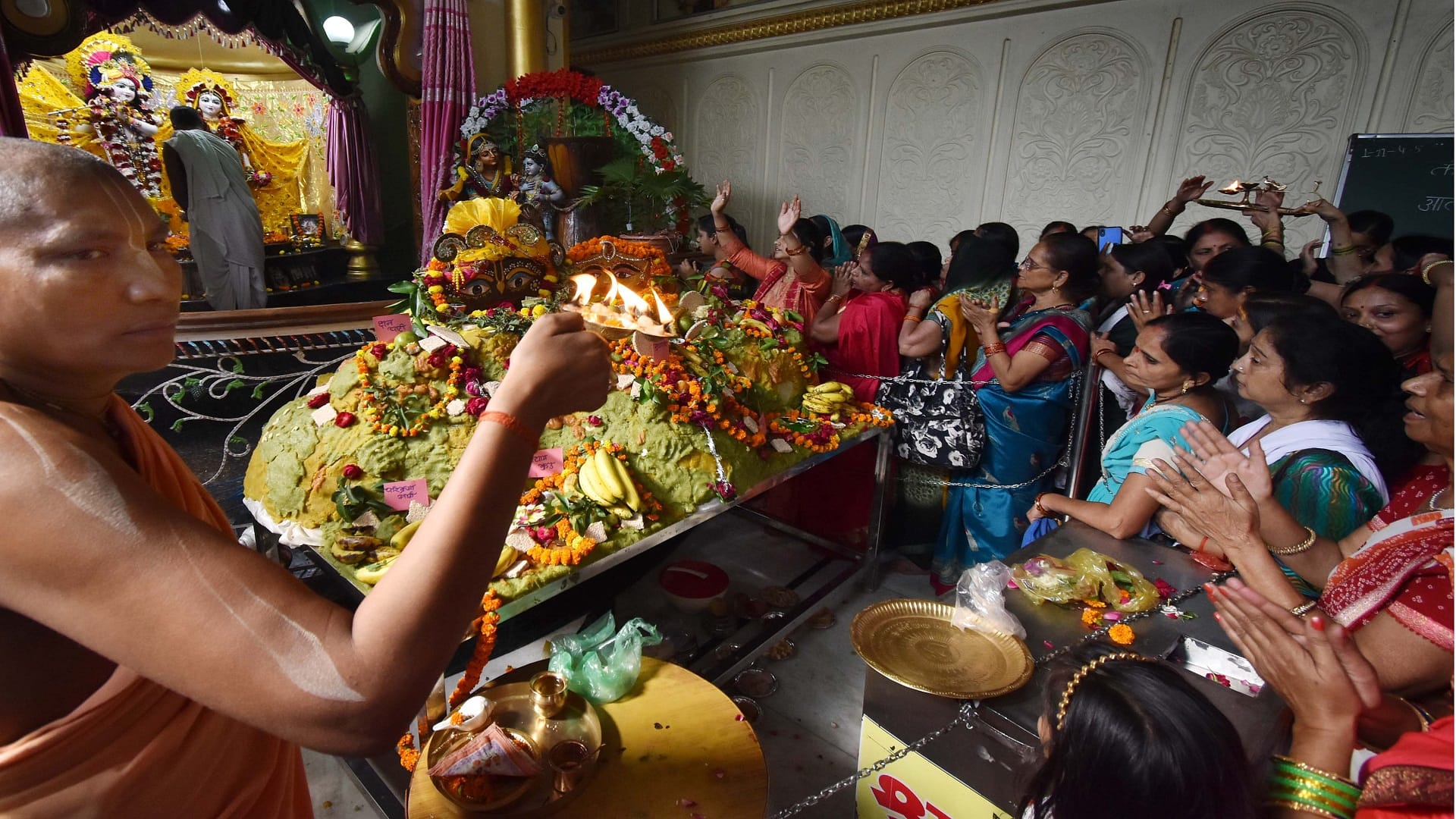 Vrindavan-like view in Sangamnagari on Govardhan Puja