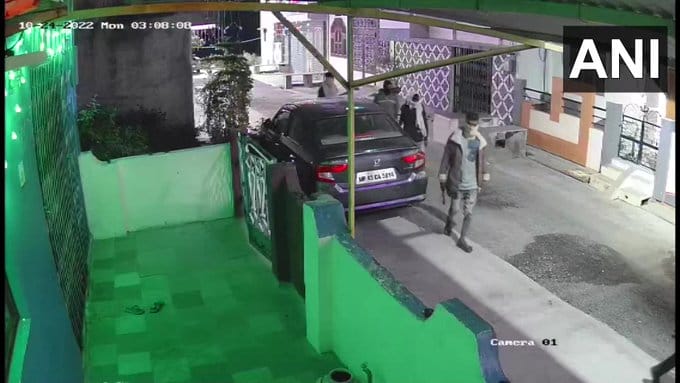 Ratlam: Burglary in police colony, locks of six houses broken, thieves took pistol of MLA's PSO