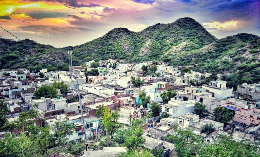 Will vote only for those who have the intention of development and welfare of the village