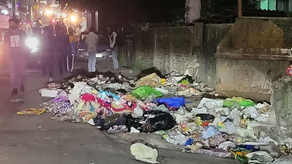 Dehradun News: Garbage spread everywhere in city but nagar nigam on first number in swachh survekshan