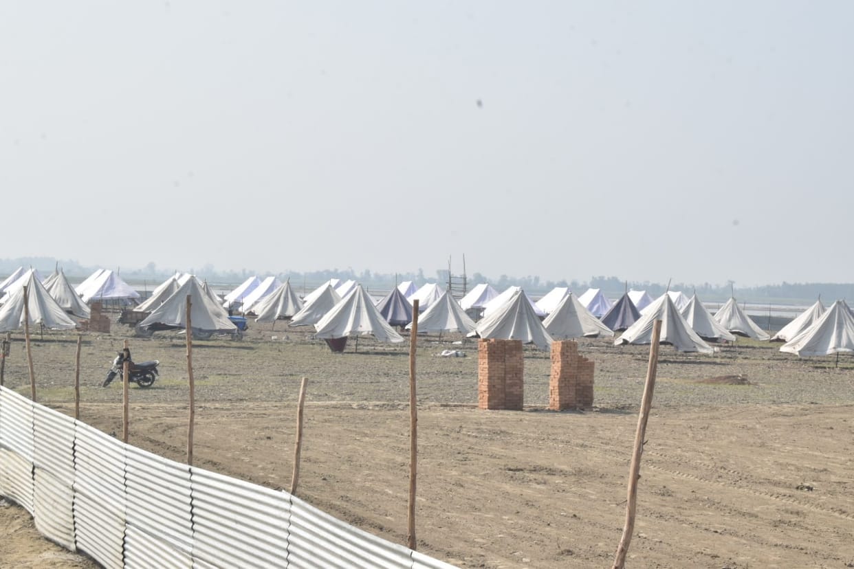 Tin fencing work not complete in Tigri Ganga fair