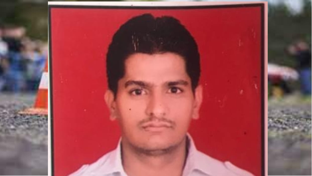 Unknown vehicle collided with bike in Sonipat, youth dies